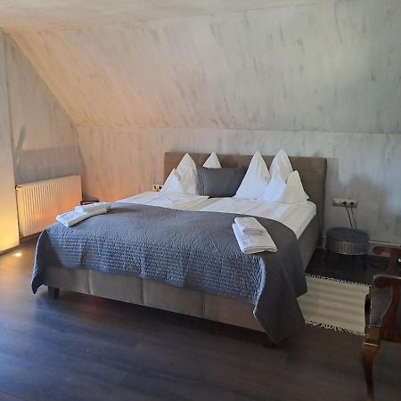 Annarosa Apartman Balatonszarszo Esterno foto