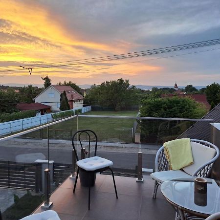 Annarosa Apartman Balatonszarszo Esterno foto